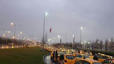 Photo of TAKSİCİLER KİLOMETRELERCE UZAYAN AYAR KUYRUĞUNDA!